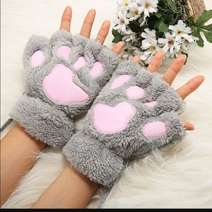 New! Fuzzy Fingerless Cat Paw Mittens/Gloves